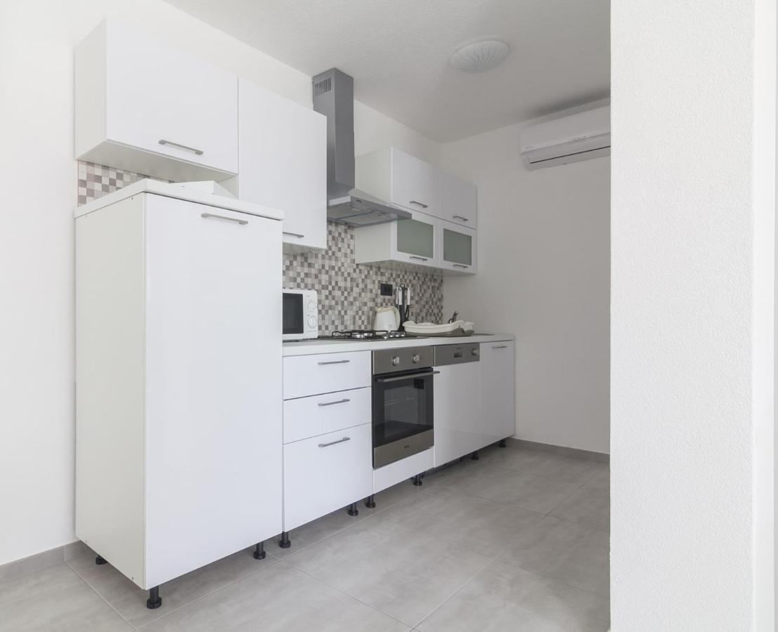 New Family 2 Bedroom Apartment Vodnjan Exterior photo